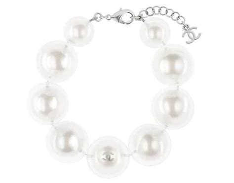 bracciale perle chanel a manetta|Chanel Bracciali con perline .